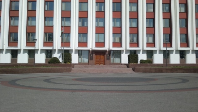 Проблема Нагорного Карабаха может быть разрешена исключительно мирным путем - МИД Беларуси